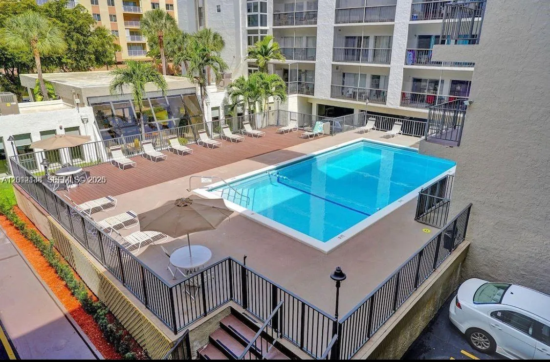 201 178th Dr # 332, Sunny Isles Beach FL 33160