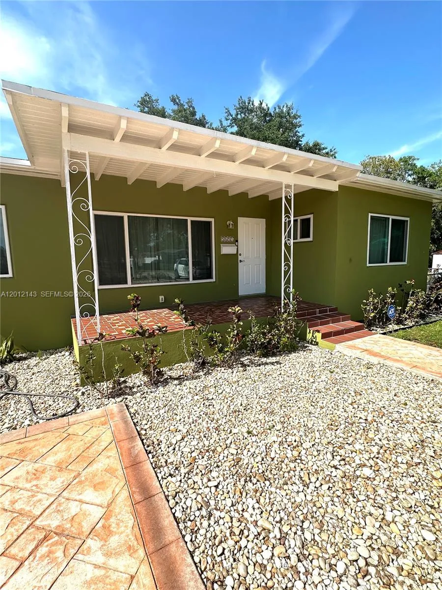 5651 NW 3rd St, Miami FL 33126
