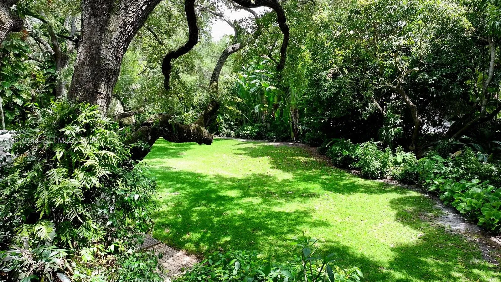 530 Melaleuca Ln, Miami FL 33137