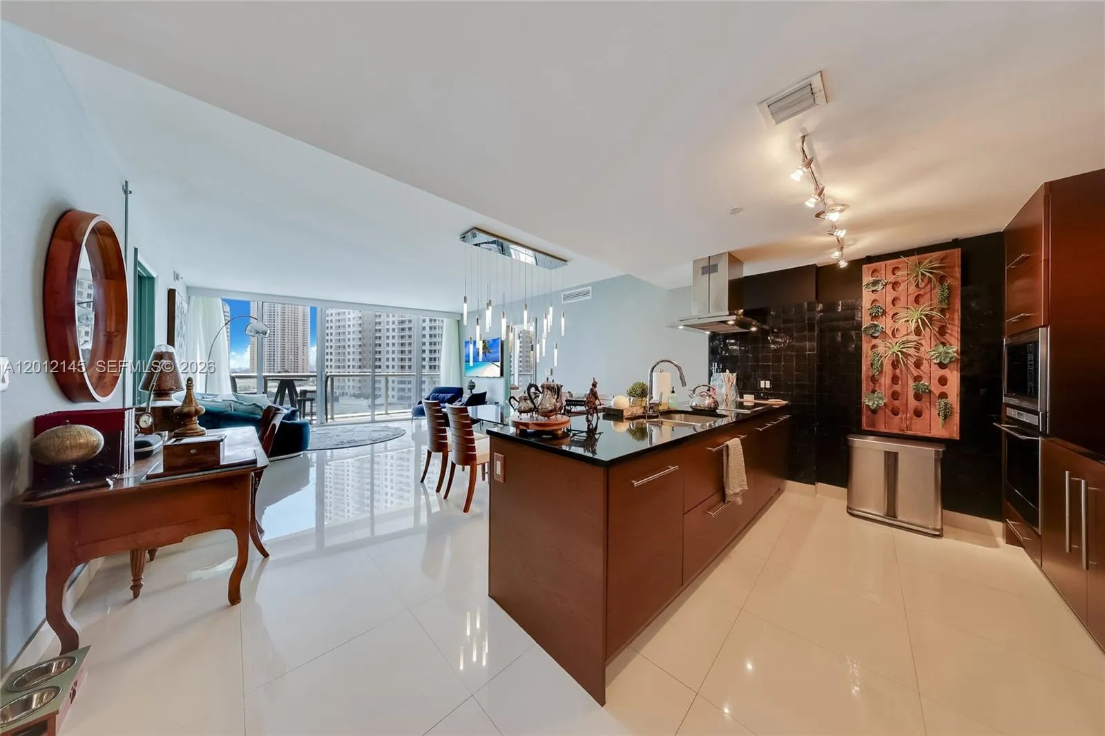 465 Brickell Ave # 1019, Miami FL 33131