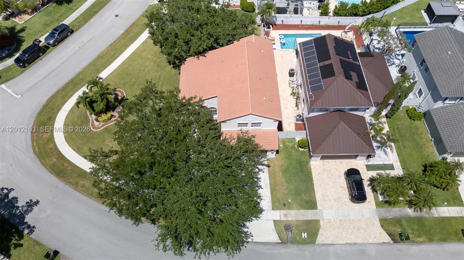 1910 NW 180th Way, Pembroke Pines FL 33029