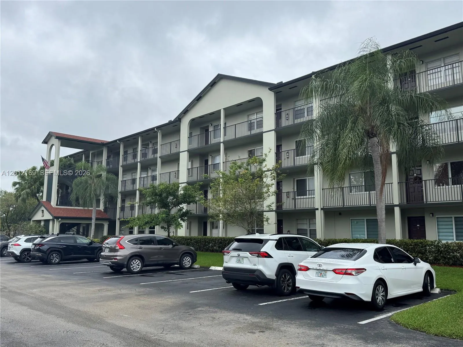 12950 SW 13th St # 412D, Pembroke Pines FL 33027