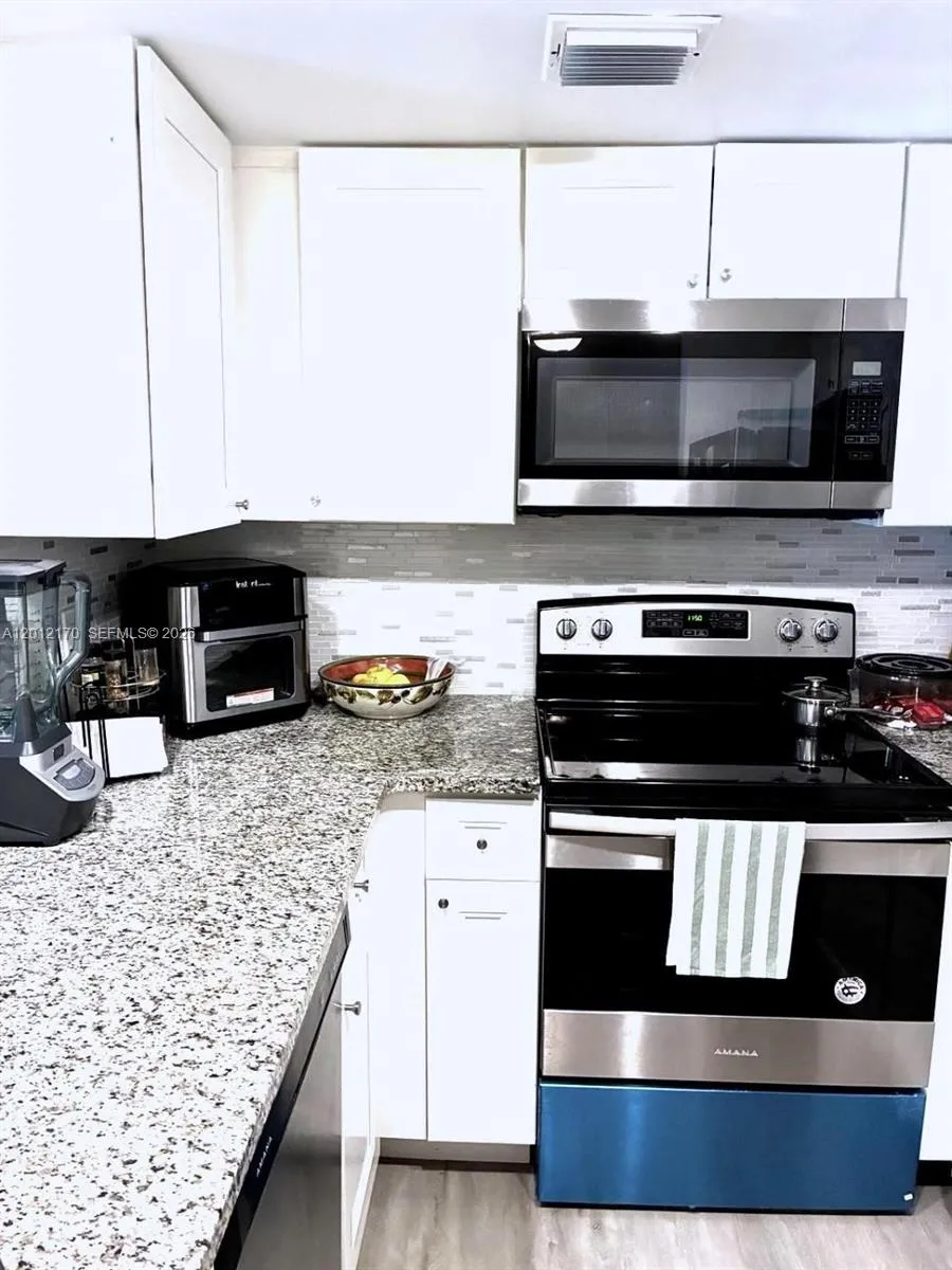 2024 Champions Way, North Lauderdale FL 33068