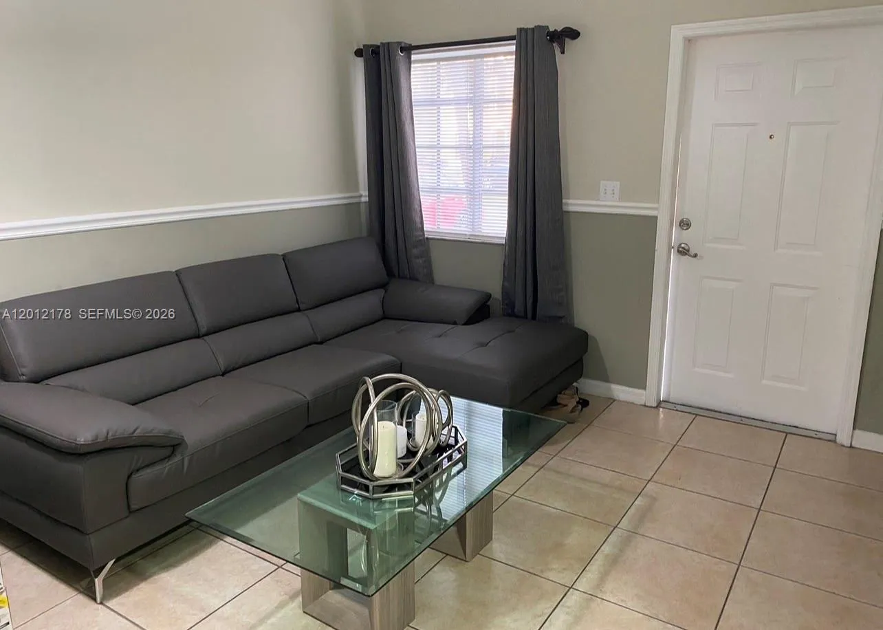 6995 NW 173rd Dr # 2105, Hialeah FL 33015