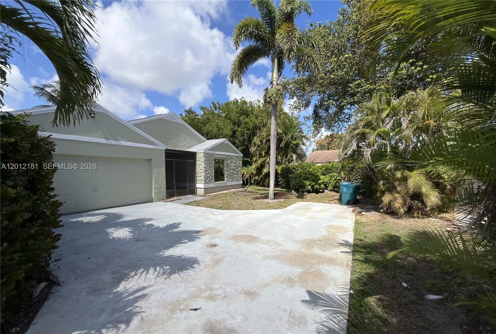 9 Beckley Pl, Boynton Beach FL 33426