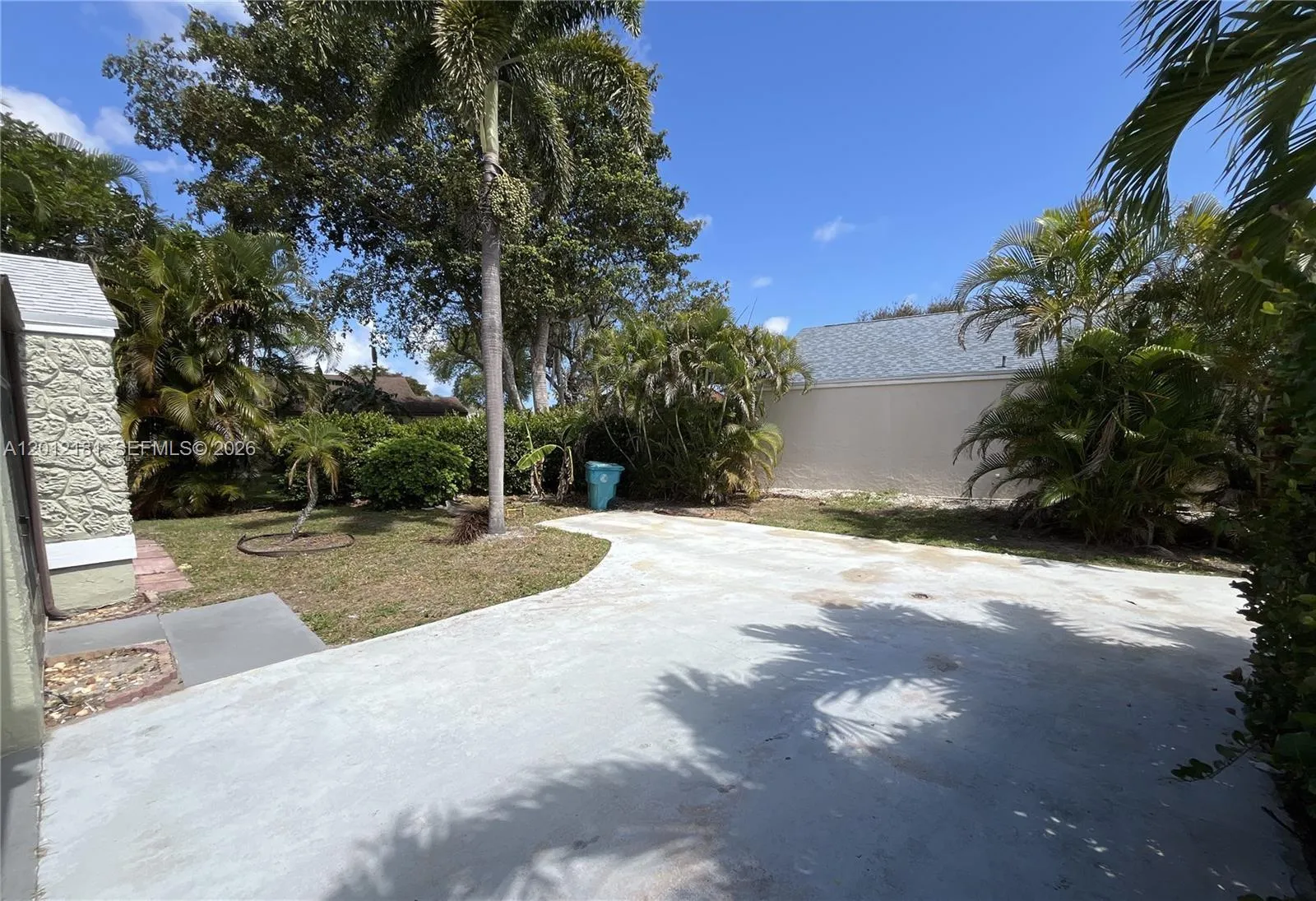 9 Beckley Pl, Boynton Beach FL 33426