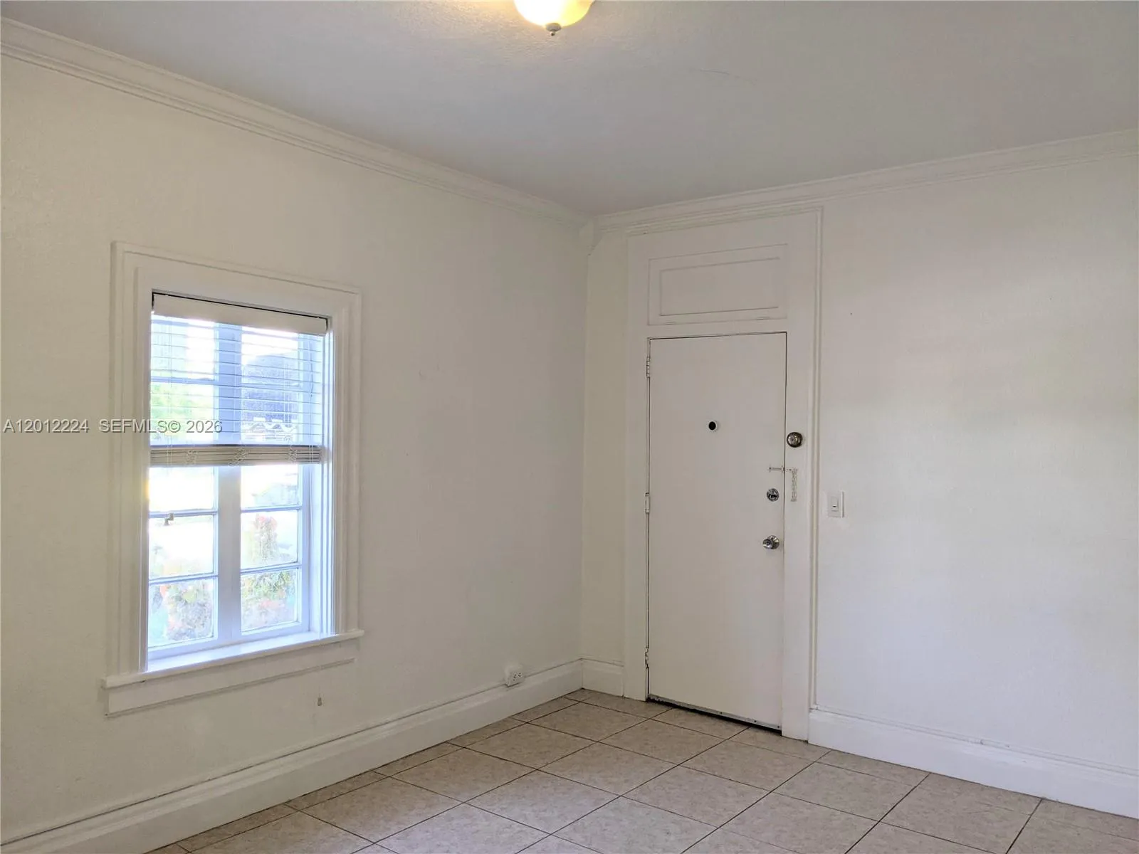 124 Mendoza Ave # 1, Coral Gables FL 33134