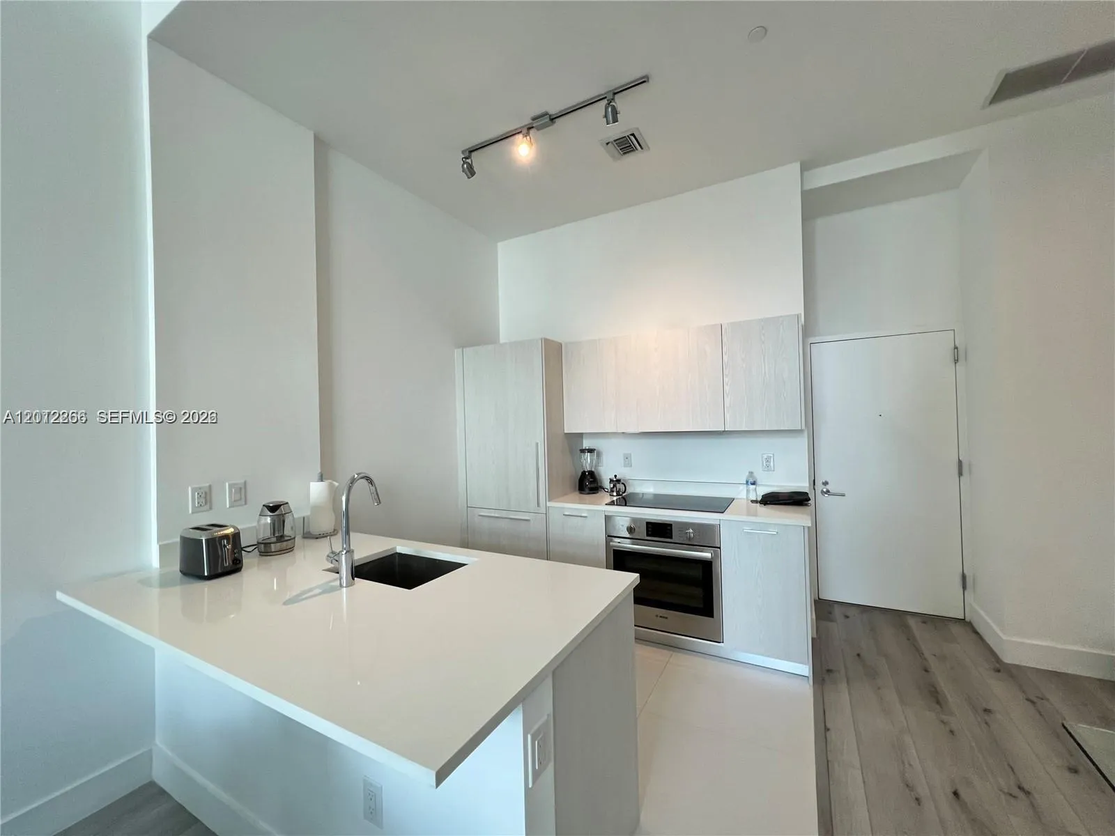501 NE 31st St # 404, Miami FL 33137