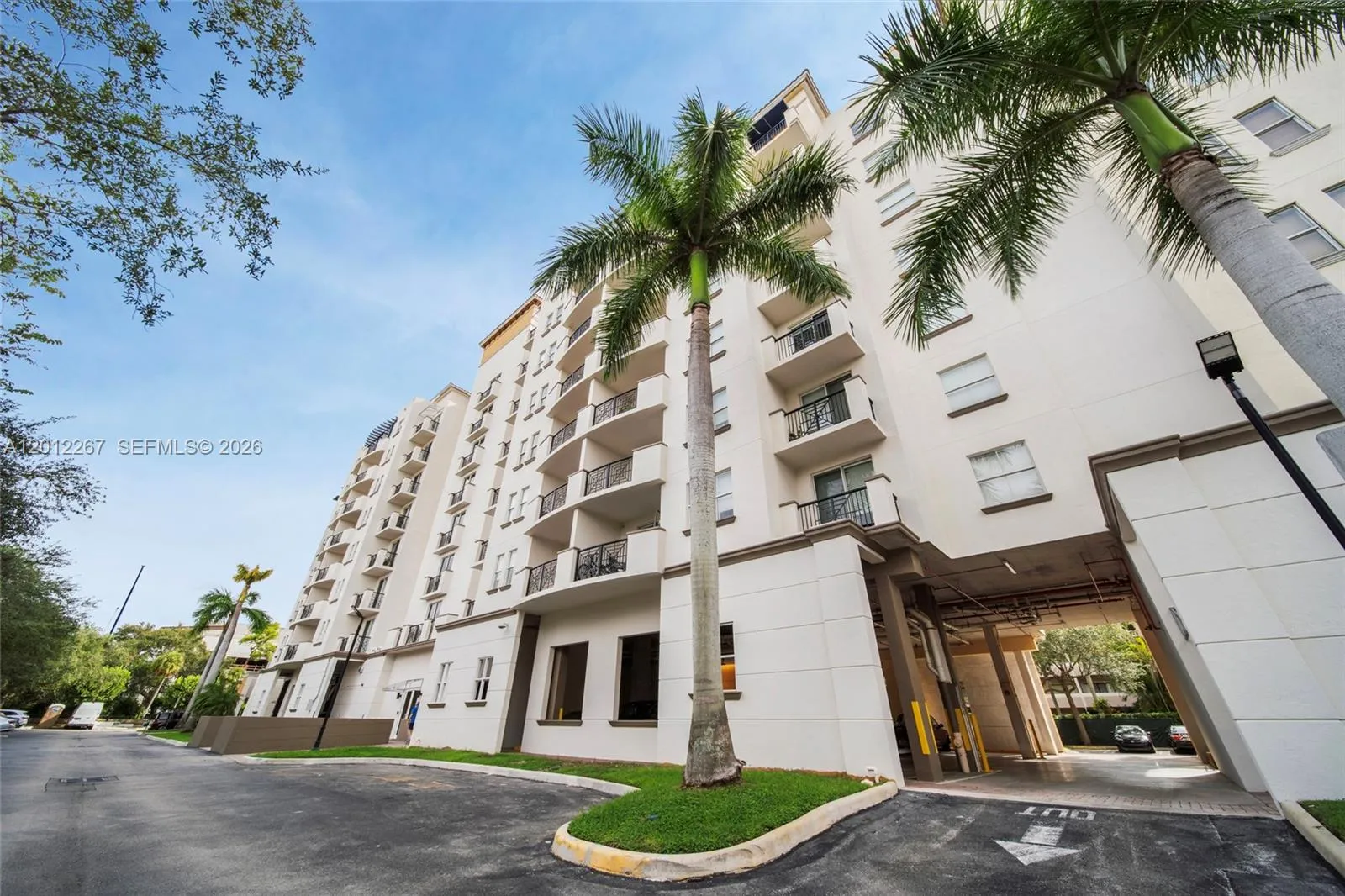9021 SW 94th St # 310, Miami FL 33176