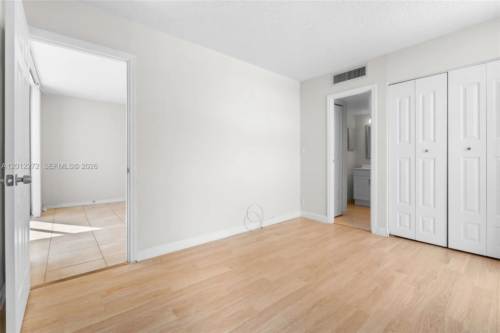3401 N Country Club Dr # 519, Aventura FL 33180