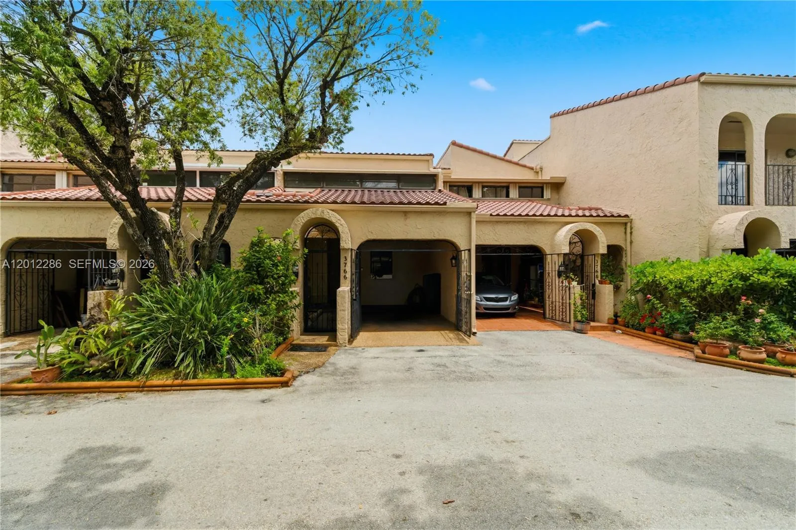 3766 Estepona Ave, Doral FL 33178