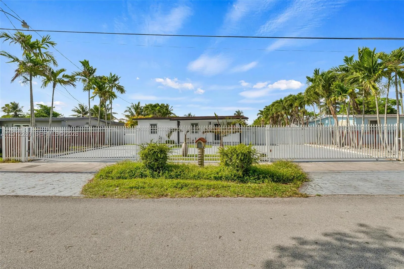 11500 SW 57th Ter, Miami FL 33173