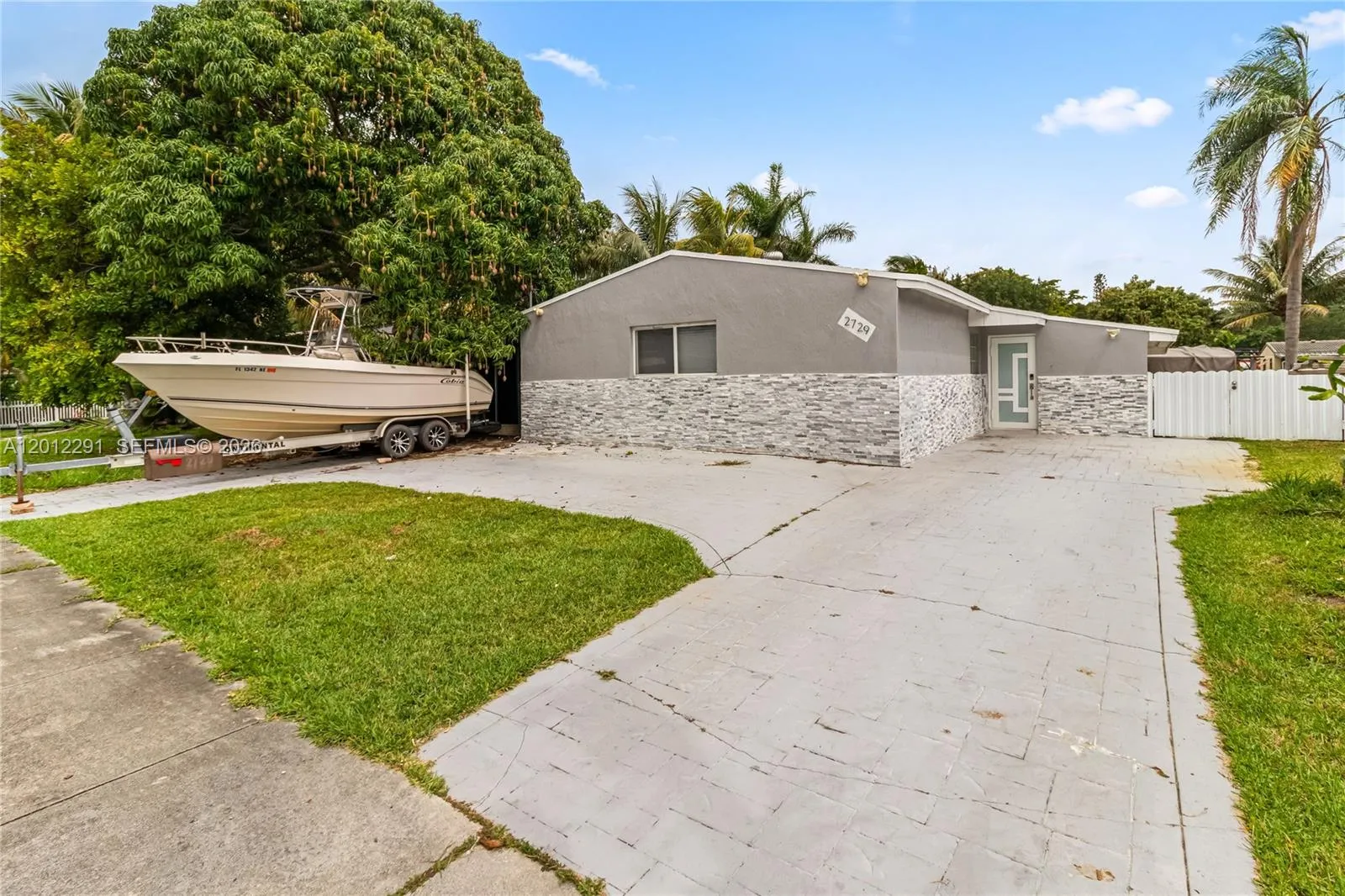2729 Harding St, Hollywood FL 33020