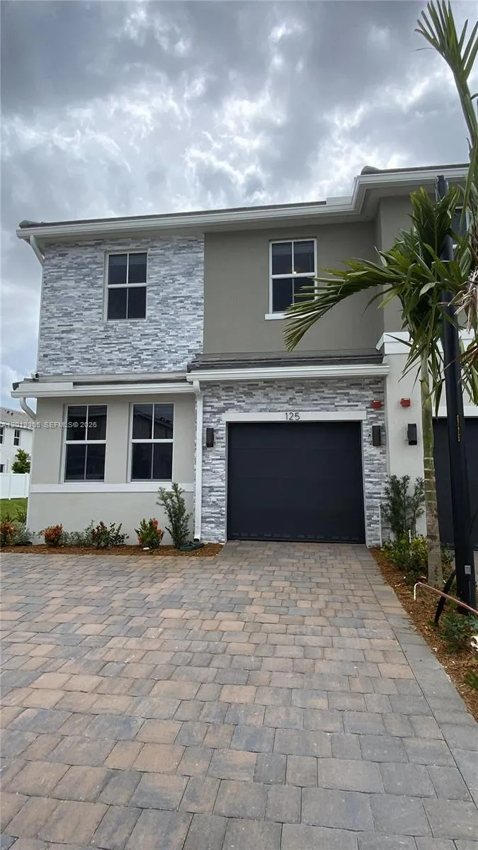 125 SW 171st Way # 125, Pembroke Pines FL 33027