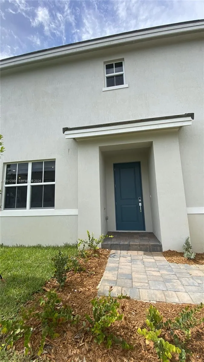 125 SW 171st Way # 125, Pembroke Pines FL 33027