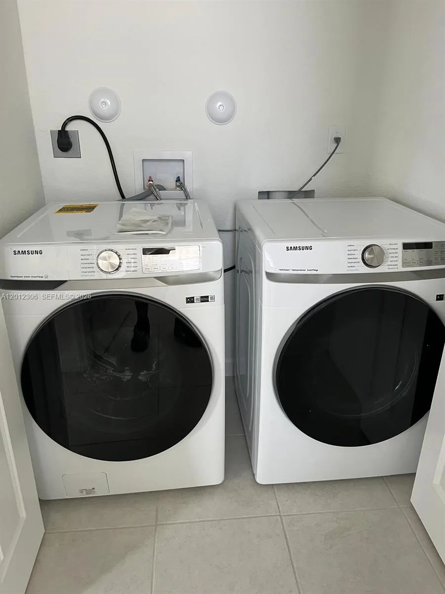 12912 SW 233rd Ter, Homestead FL 33032