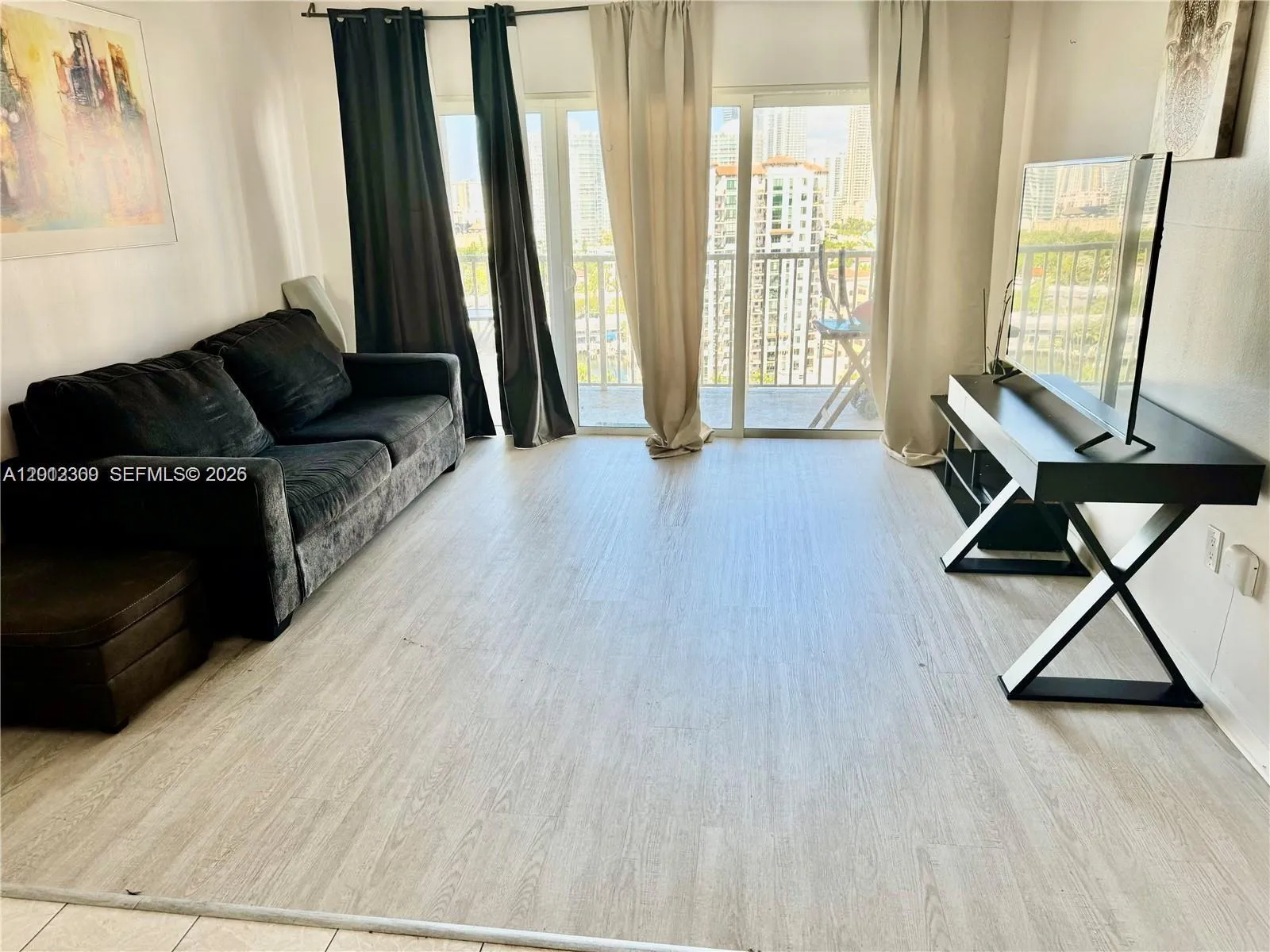 300 Bayview Dr # 1903, Sunny Isles Beach FL 33160