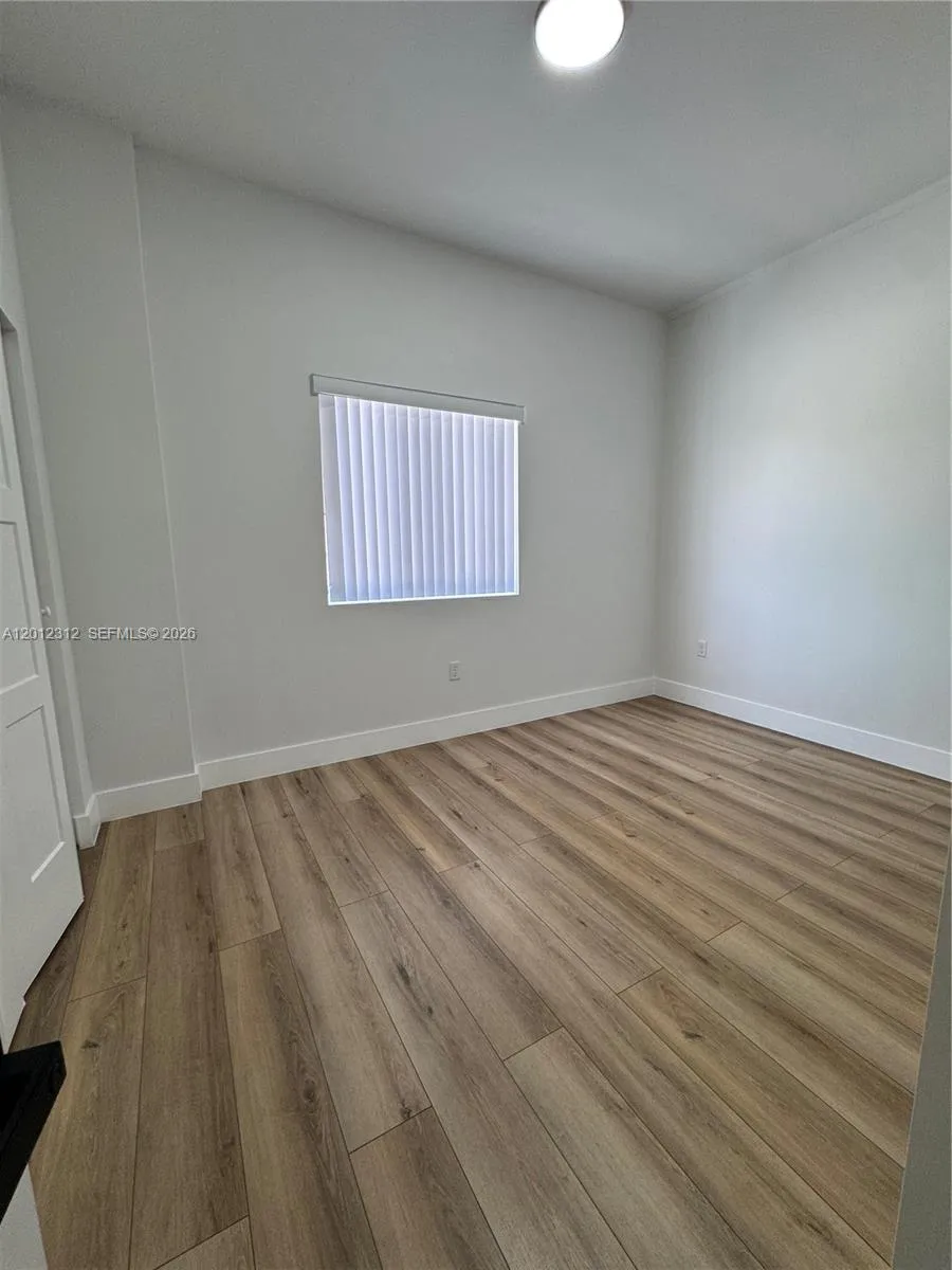 1534 NW 1st St # 204, Miami FL 33125