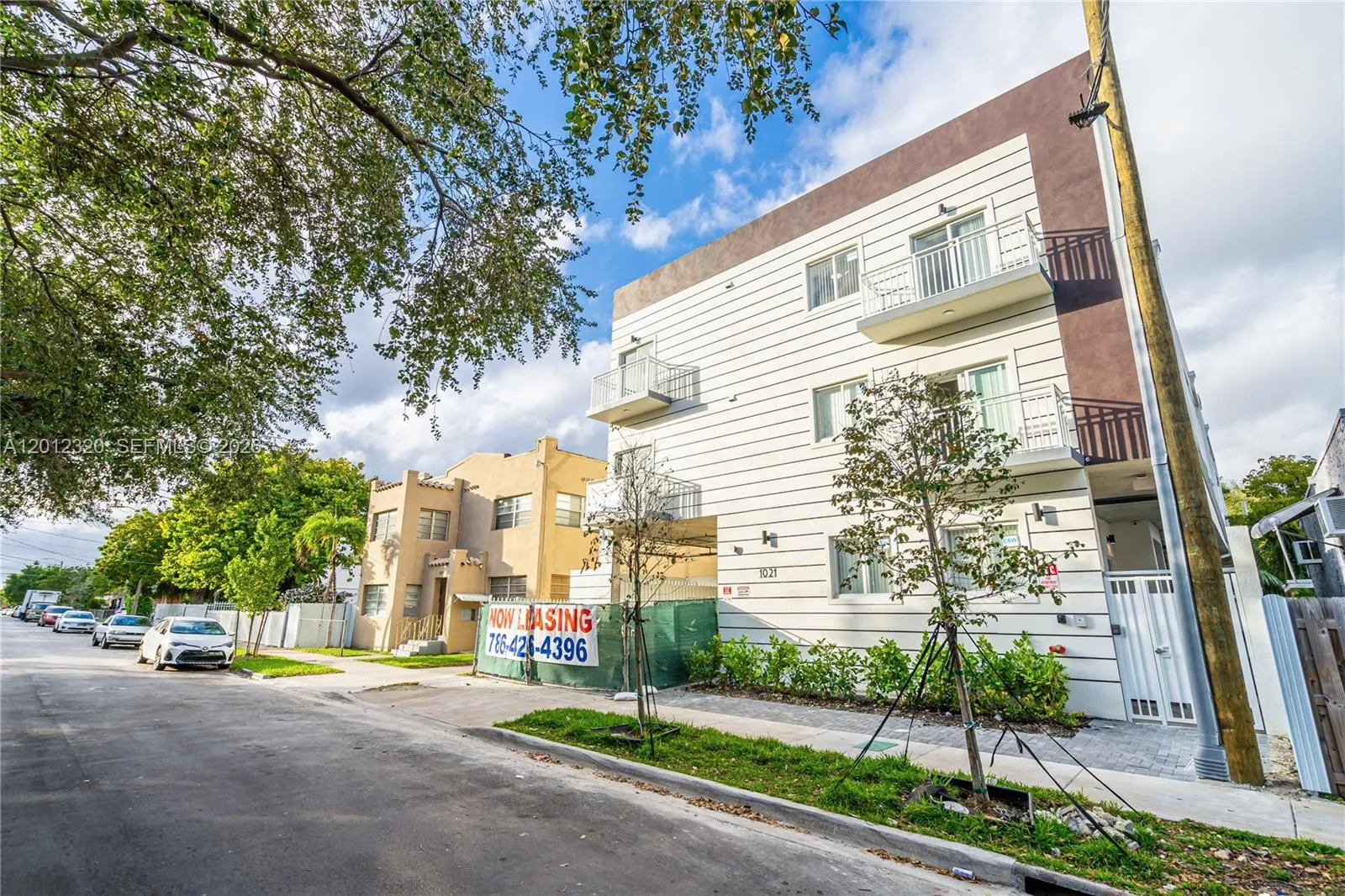 1021 NW 1st St # 206, Miami FL 33128