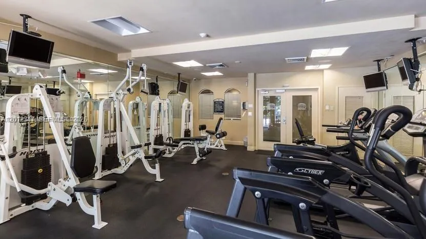 6001 SW 70th St # 325, South Miami FL 33143
