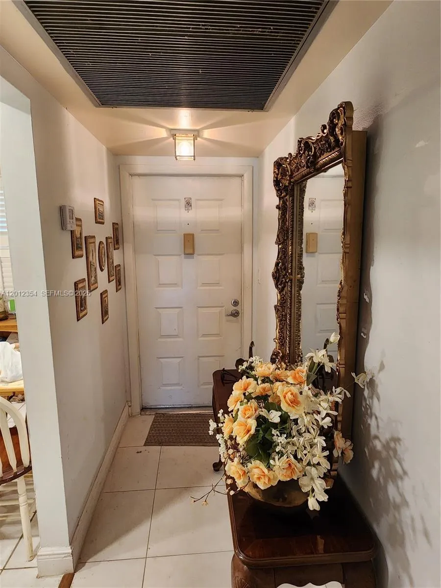 900 Colony Point Cir # 107, Pembroke Pines FL 33026