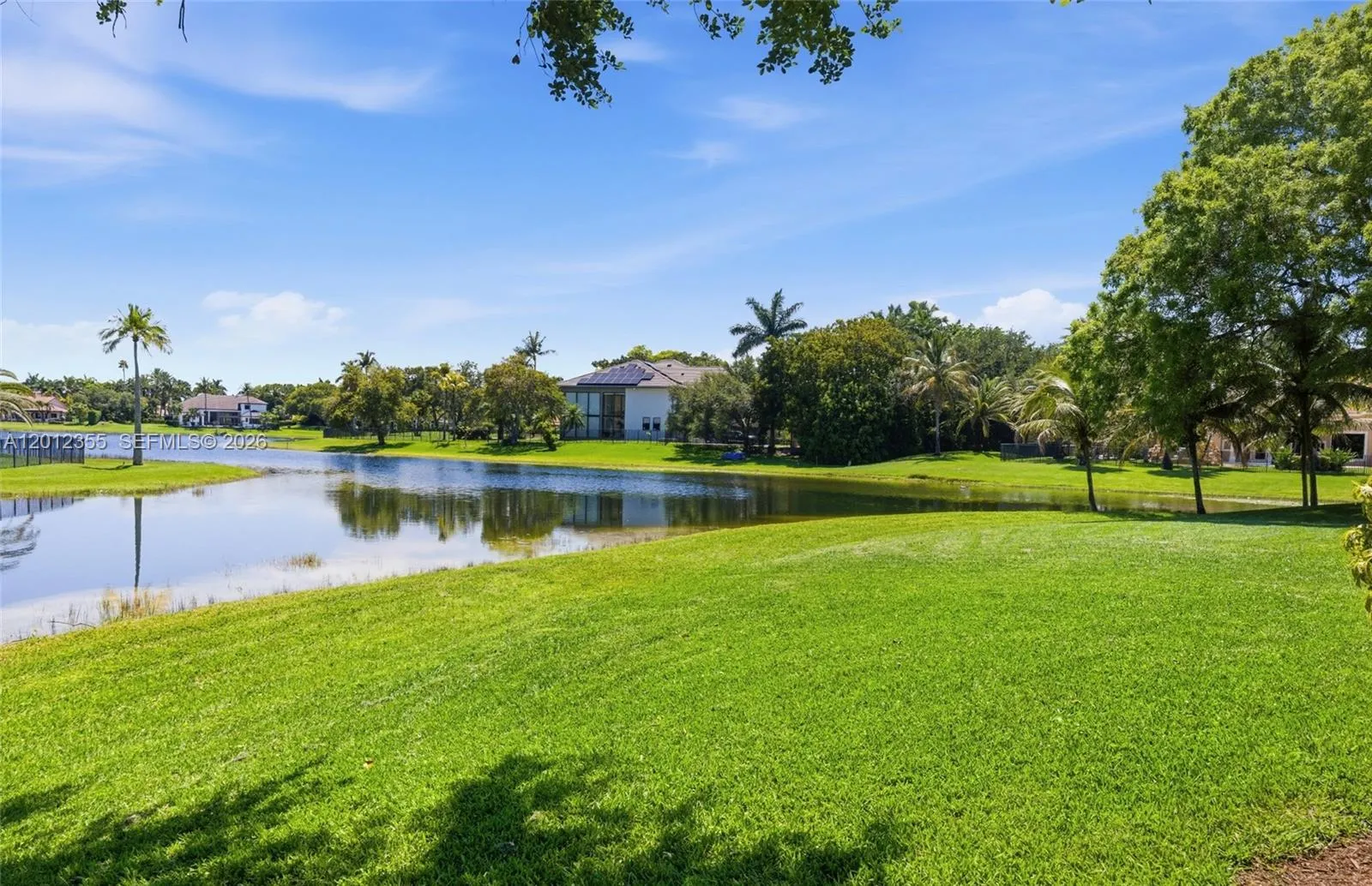 3160 Paddock Rd, Weston FL 33331