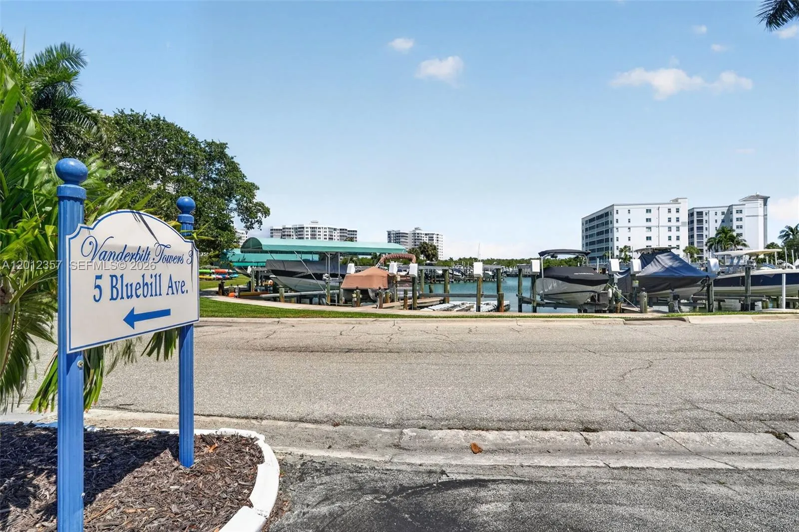 5 Bluebill # 201, Naples FL 34108