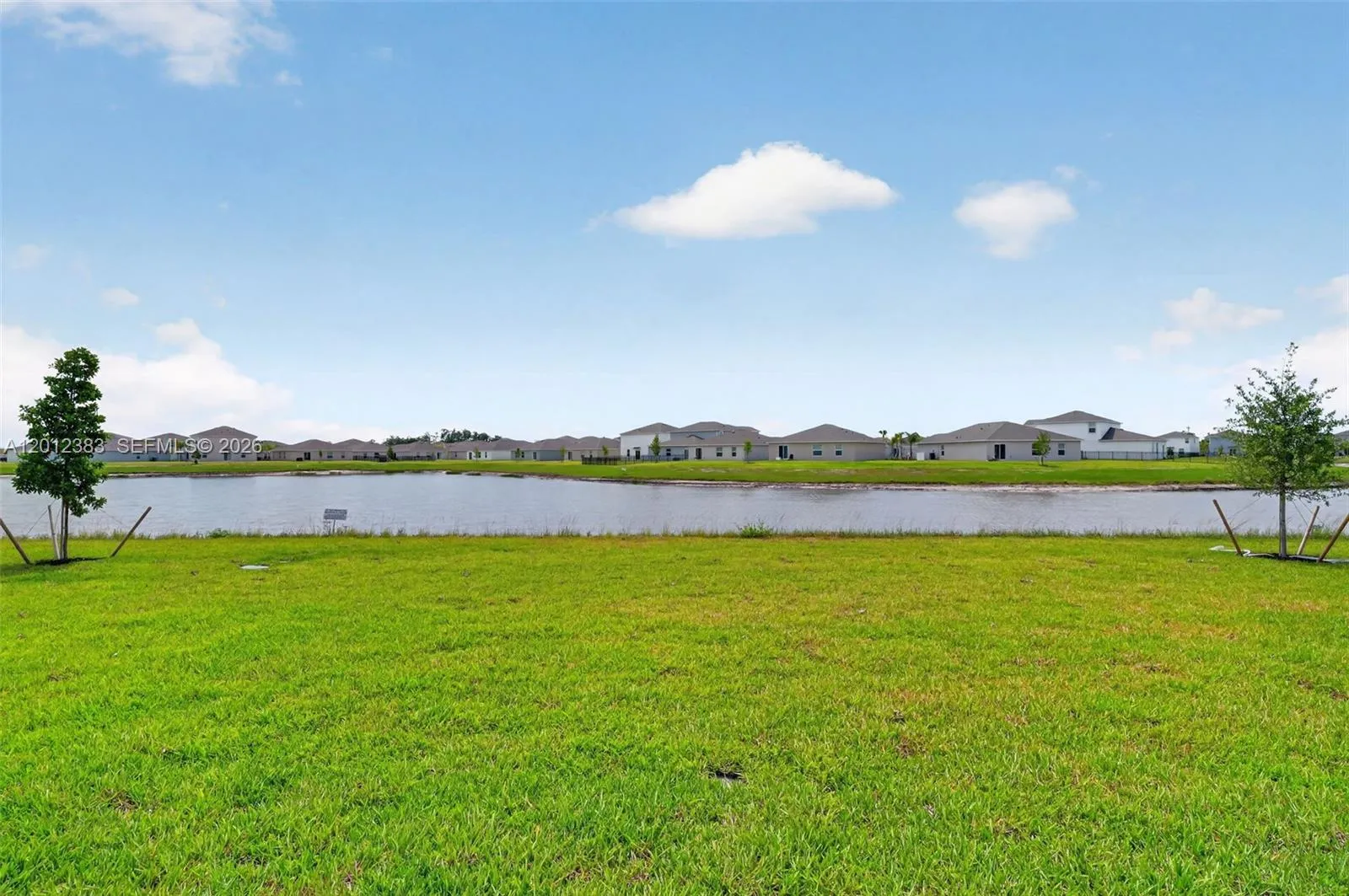 11621 SAVANNA LAKES BLVD, Lehigh Acres FL 33974