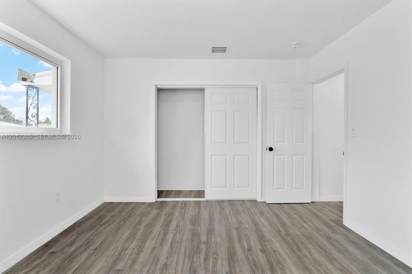 1061 NW 108 ter # c, Miami FL 33168