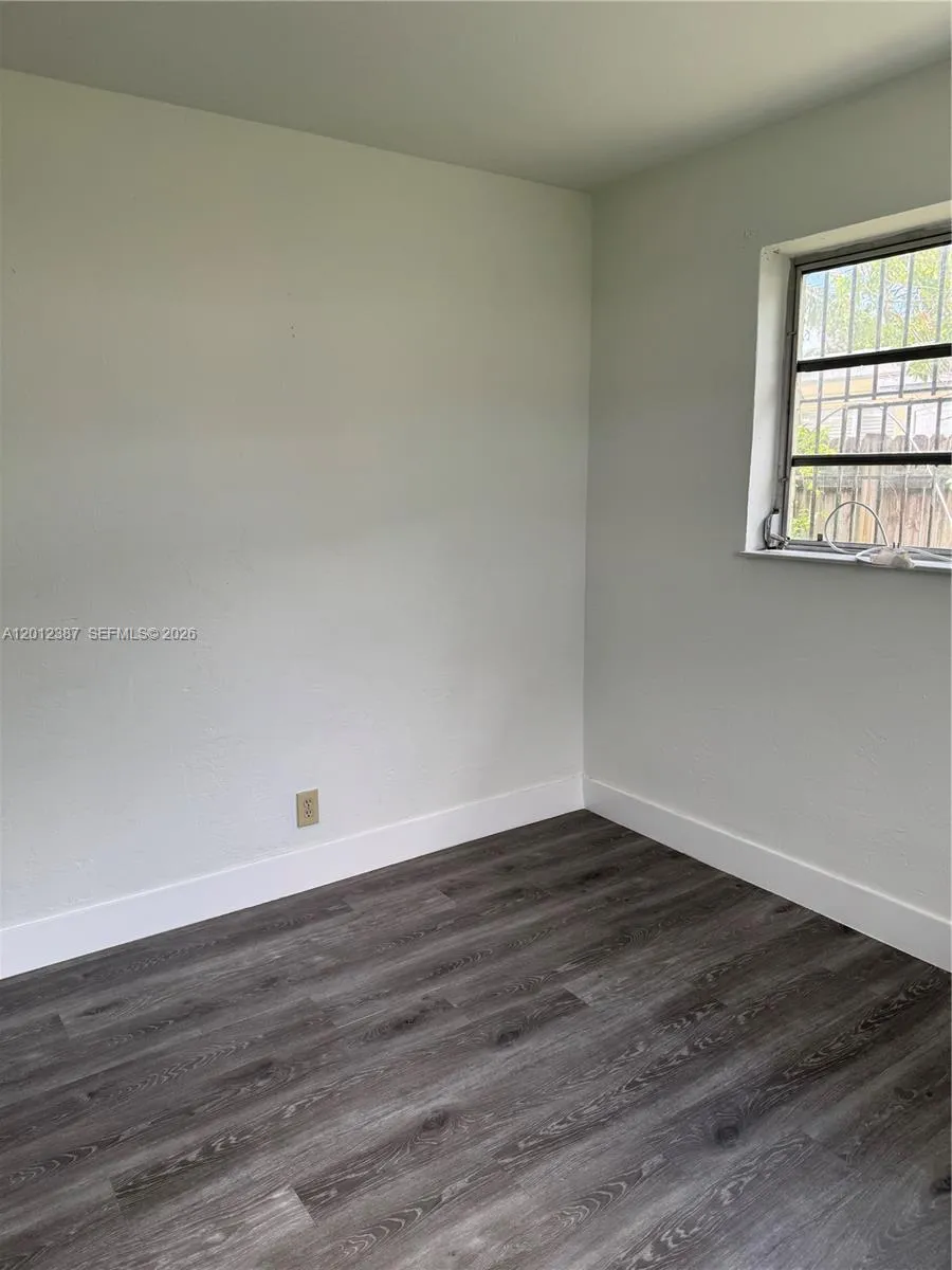 2620 SW 53rd Ave, West Park FL 33023