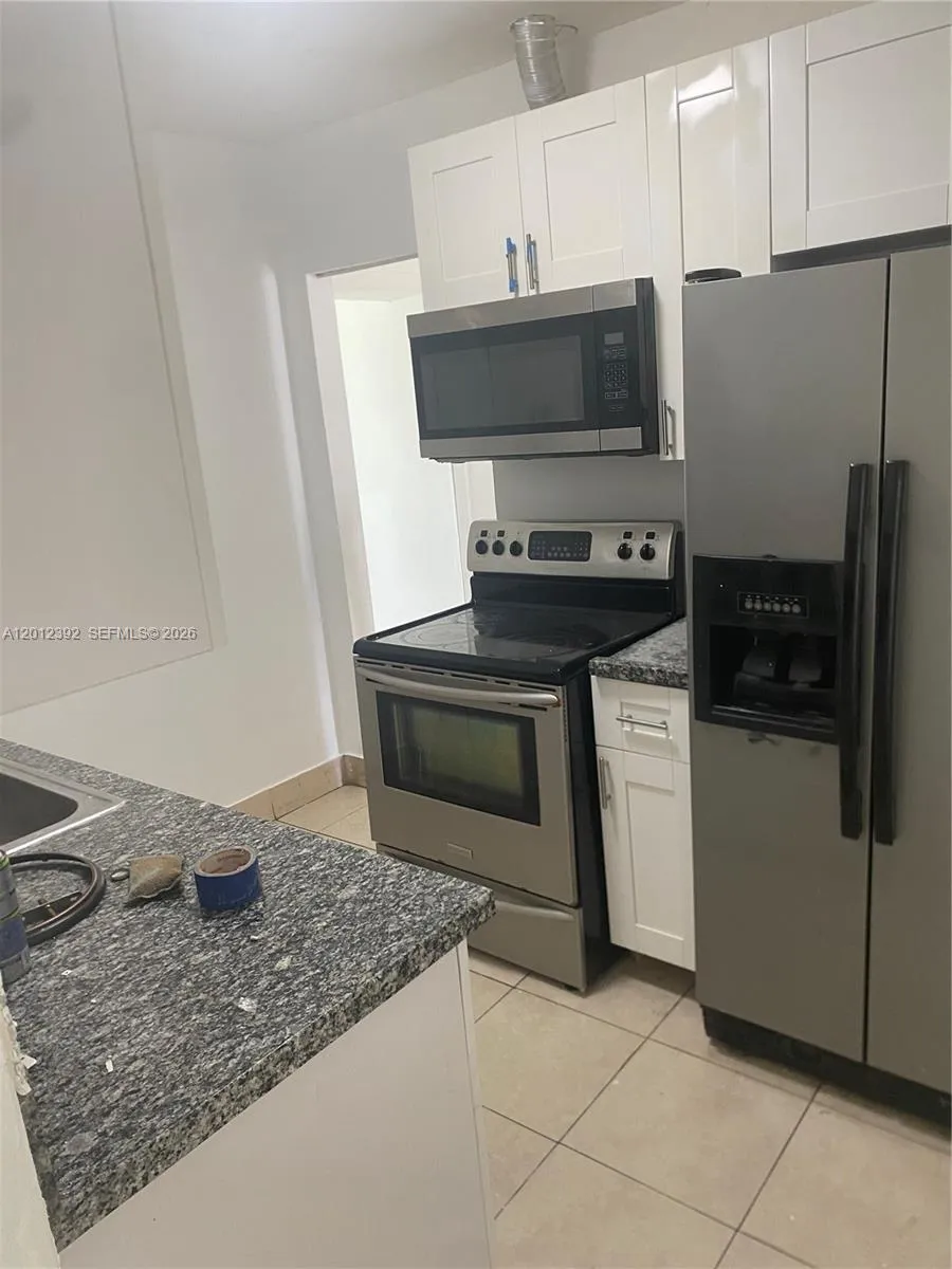 1070 NW 147th St, Miami FL 33168