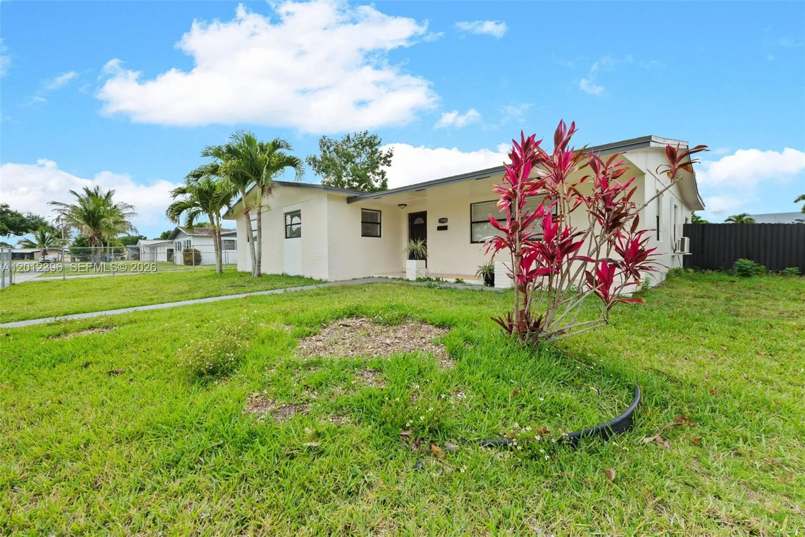 11950 SW 199th St # 1, Miami FL 33177