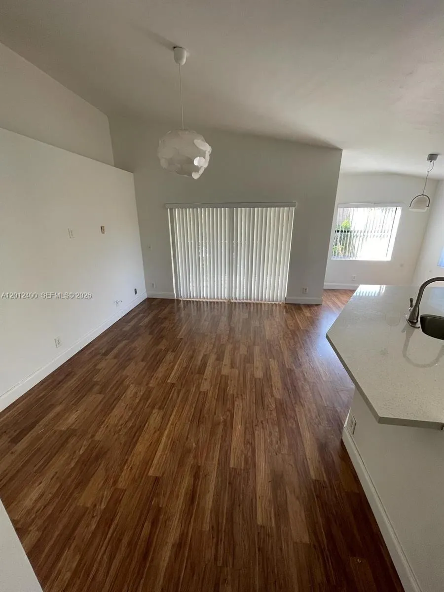 9999 Summerbreeze Dr # 212, Sunrise FL 33322