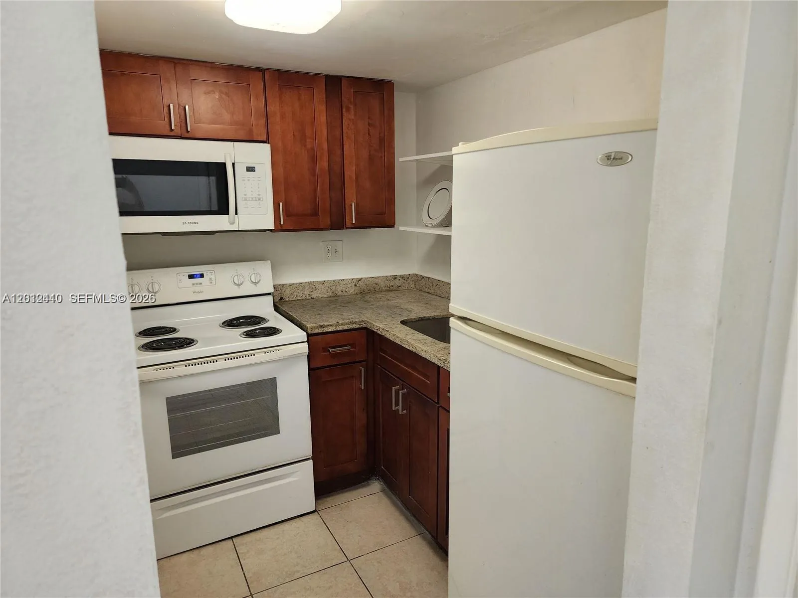 241 SE 9th Ave # 103, Pompano Beach FL 33060