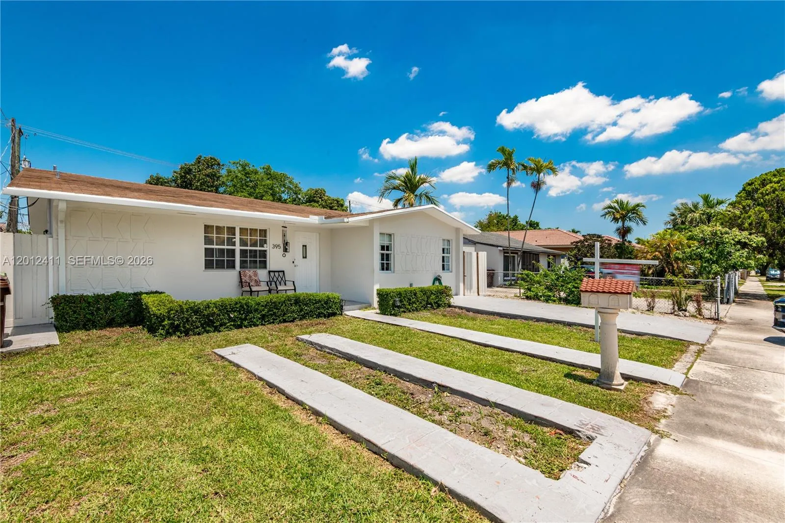 395 W 39th Pl, Hialeah FL 33012