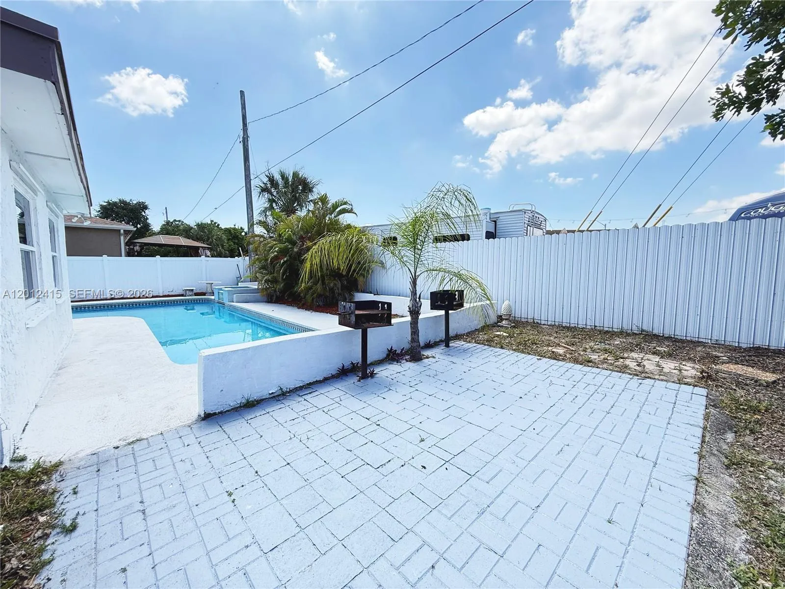 400 SW 14th St, Deerfield Beach FL 33441