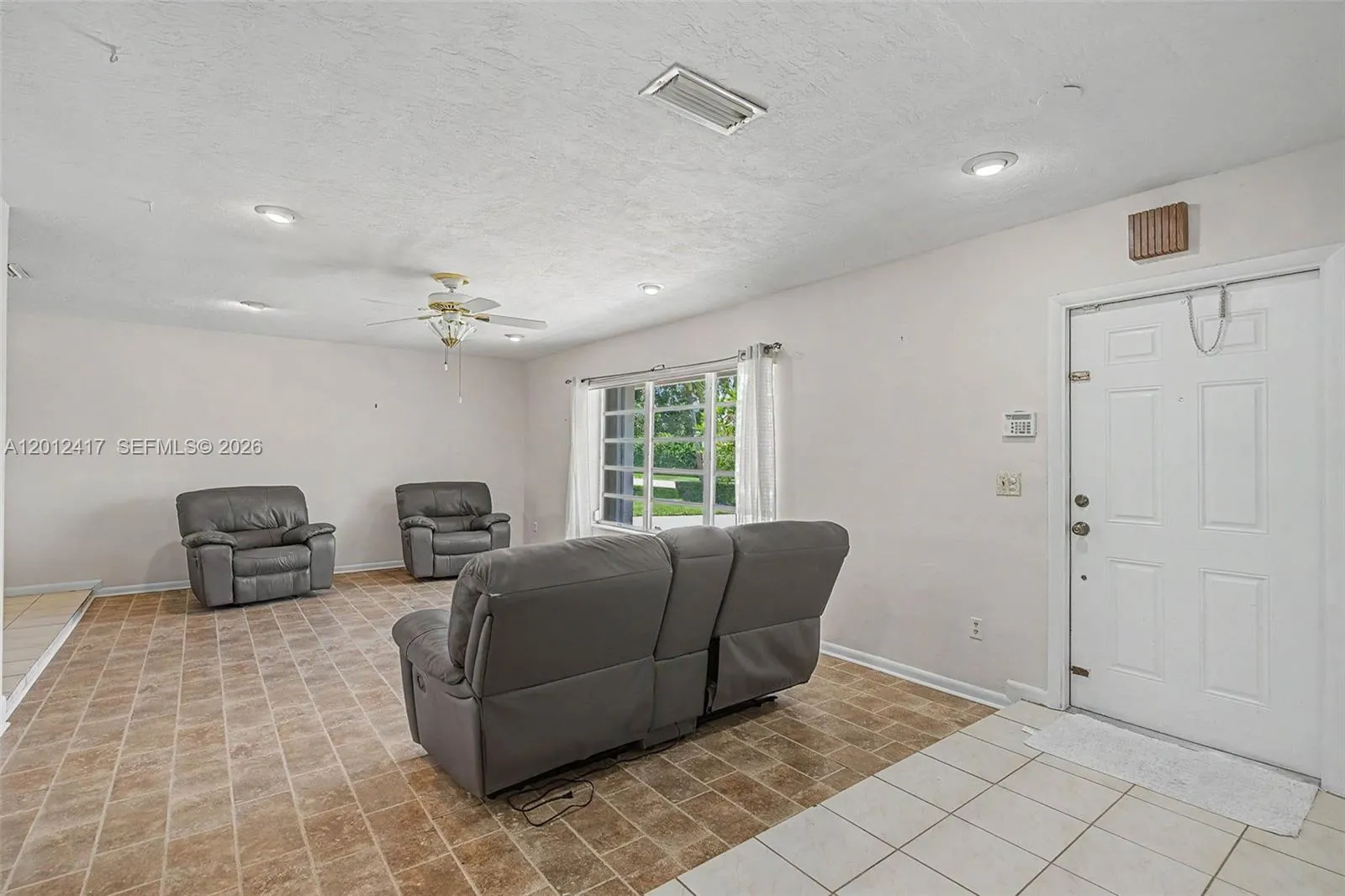 11380 SW 131st St, Miami FL 33176
