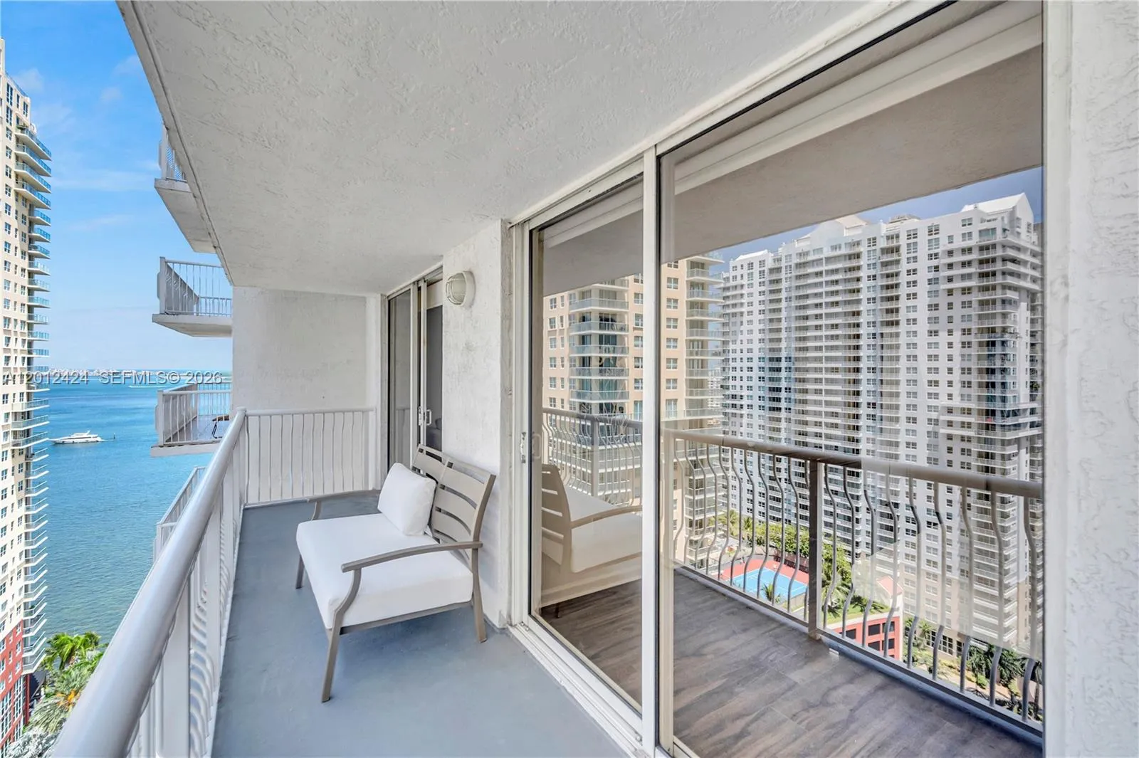1200 Brickell Bay Dr # 2304, Miami FL 33131