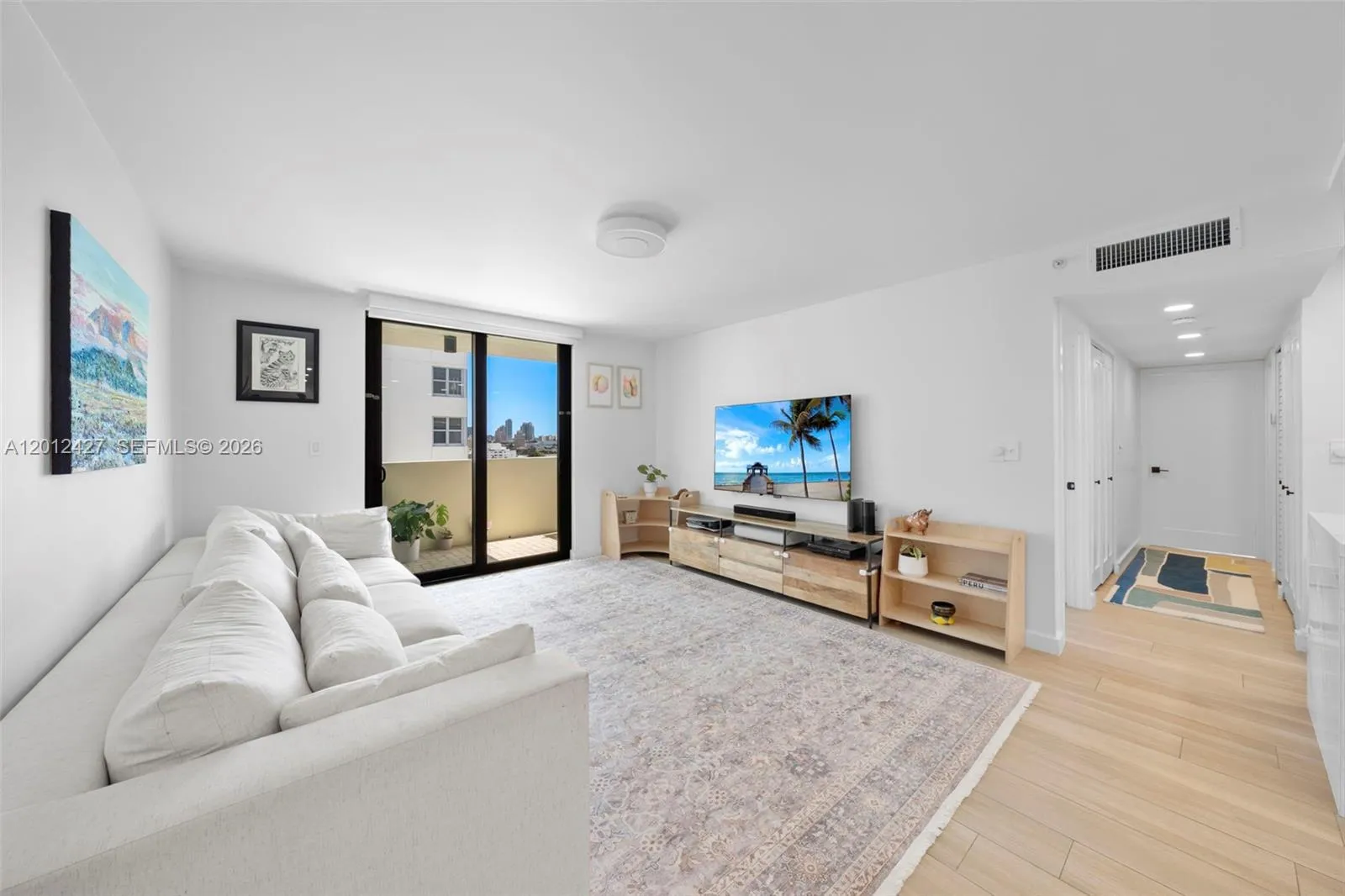 1621 Collins Ave, Miami Beach FL 33139