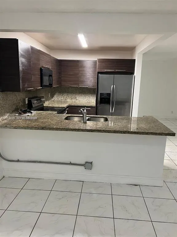 5955 NW 25th Ct # 208, Sunrise FL 33313