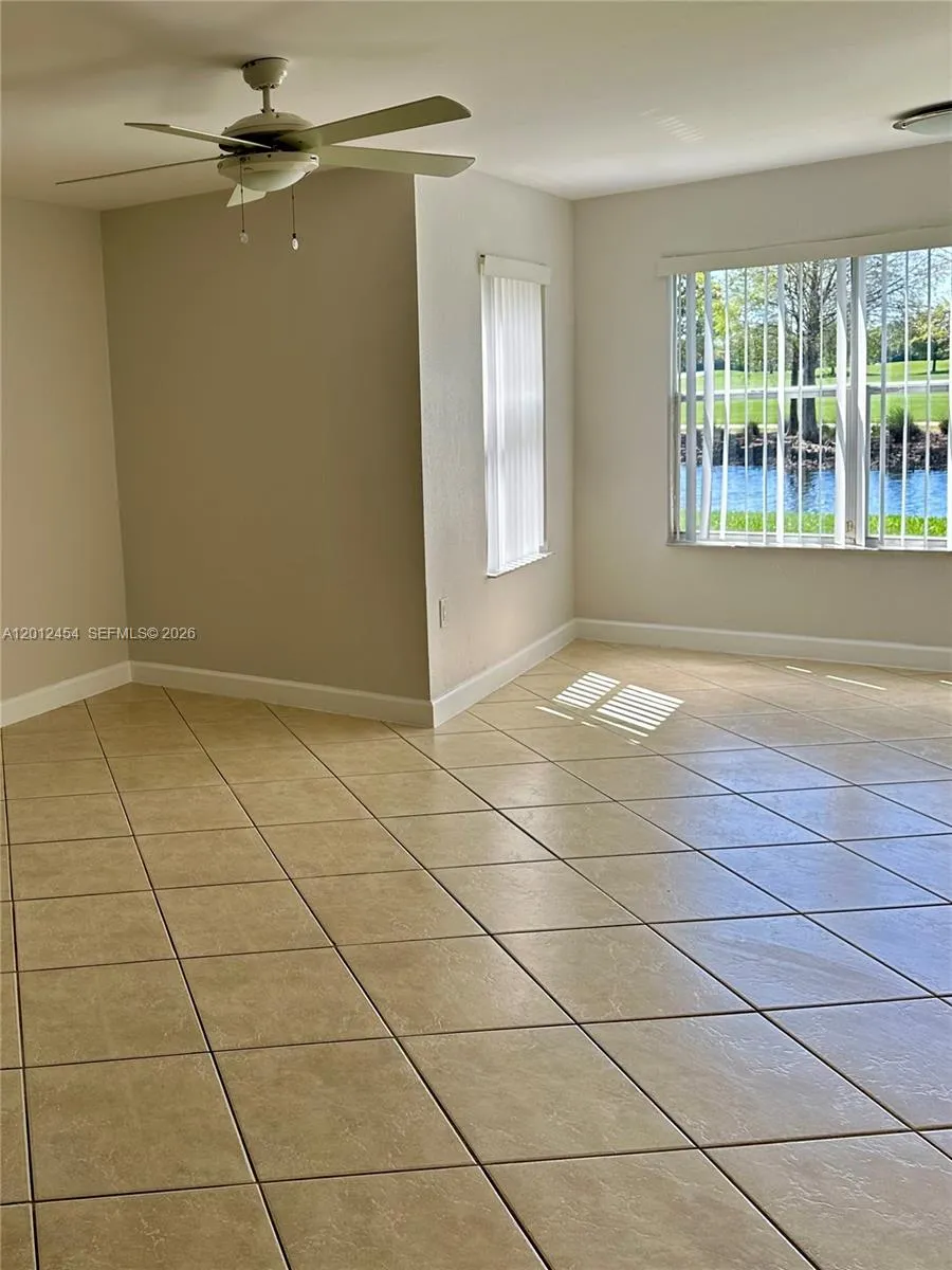 12620 NW Vista Isles Dr # 1013, Sunrise FL 33325