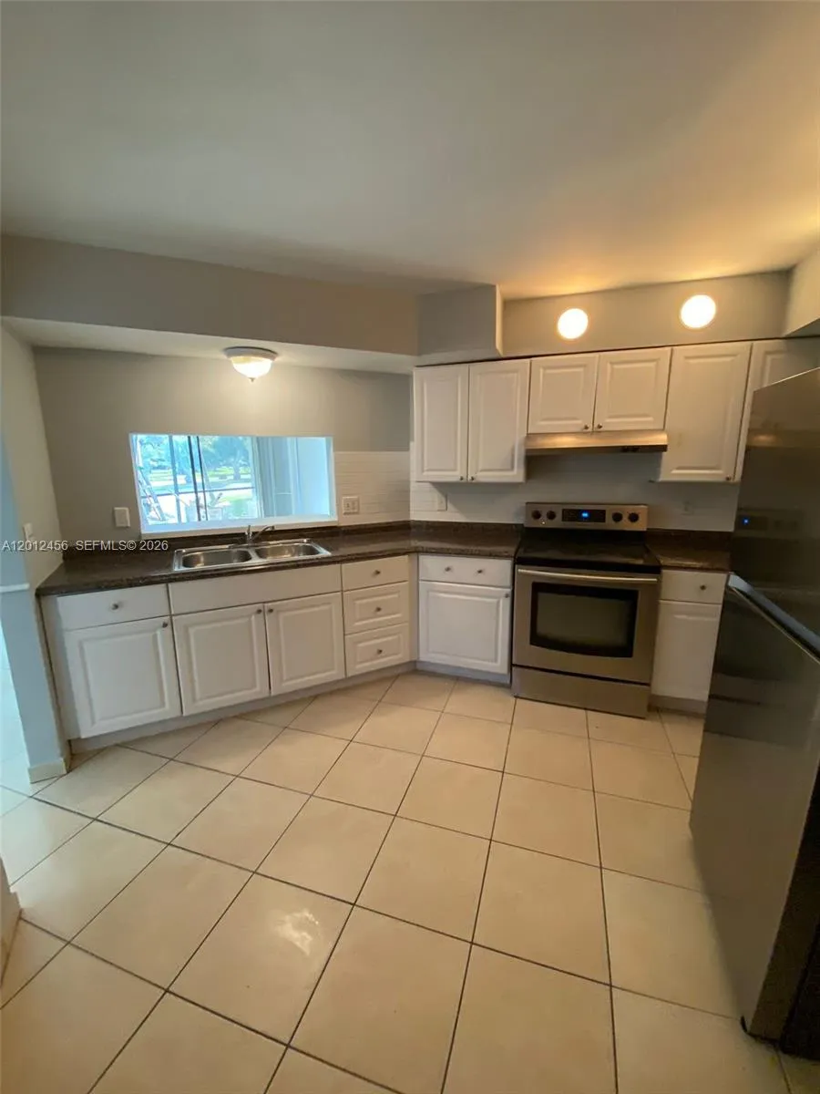 1042 Adams Ave # 1042B, Homestead FL 33034