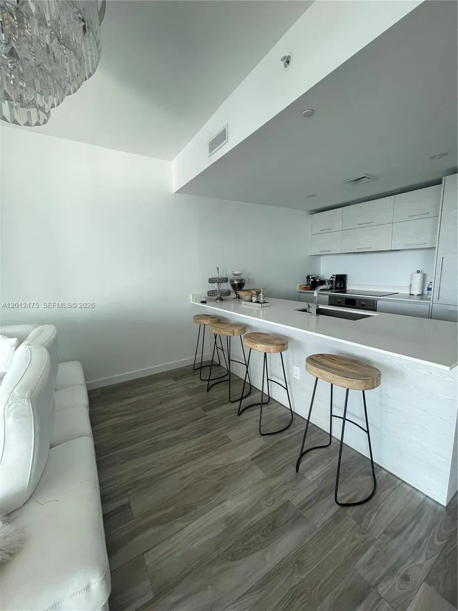1300 S Miami Ave # 3203, Miami FL 33130