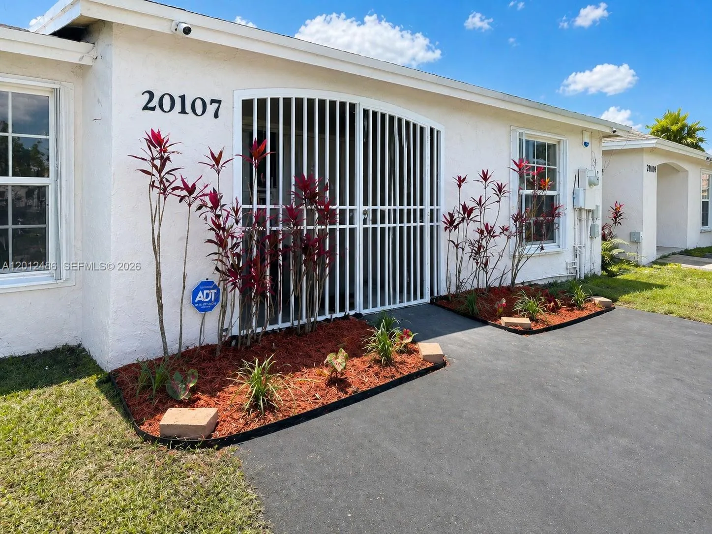 20107 NW 27th Cir, Miami Gardens FL 33056