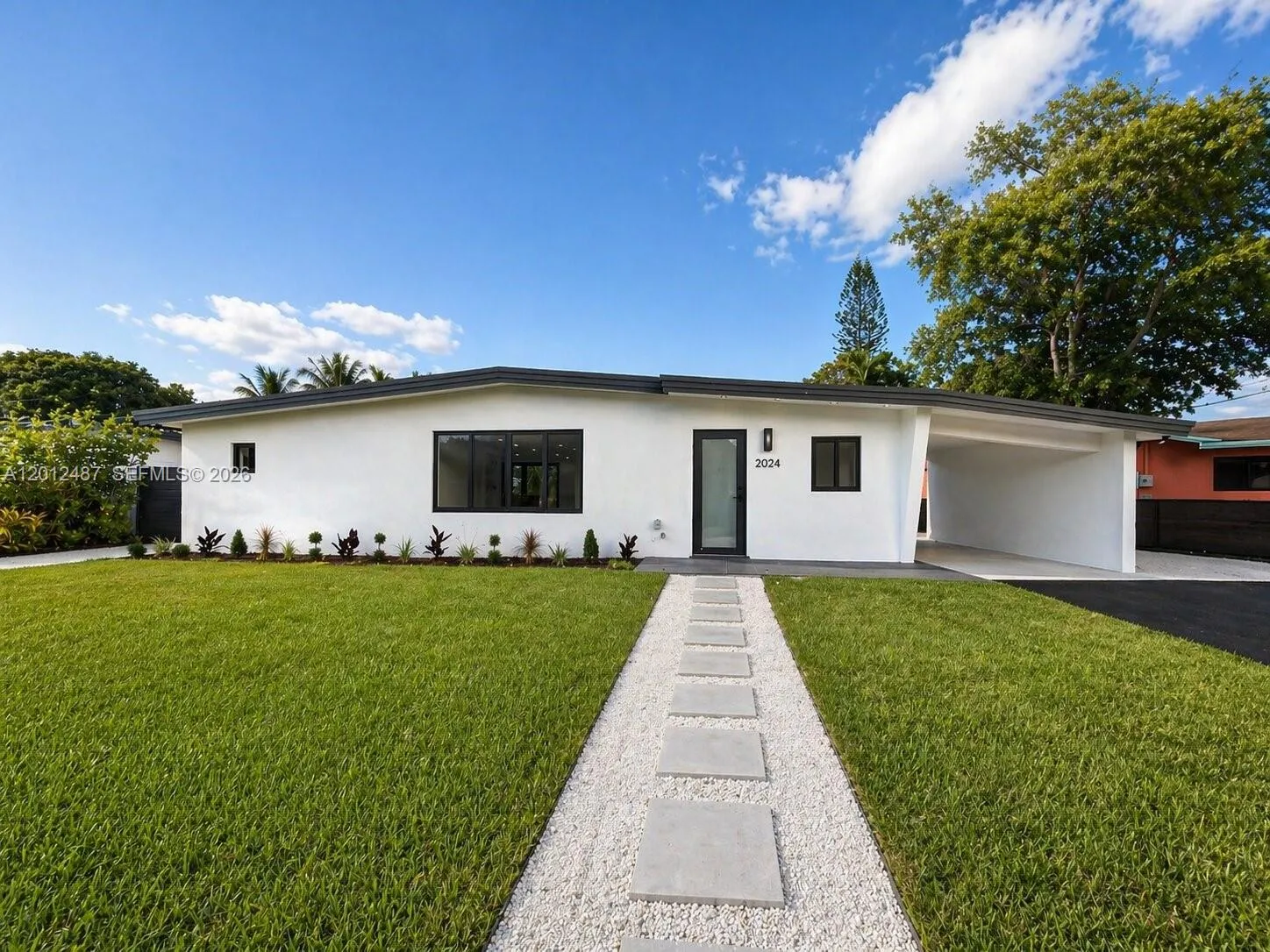 2024 NW 10th Ave, Fort Lauderdale FL 33311