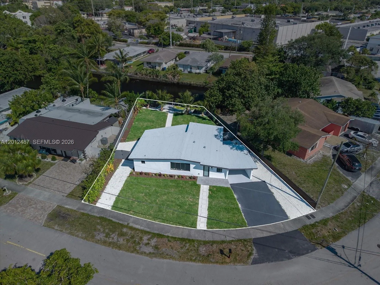 2024 NW 10th Ave, Fort Lauderdale FL 33311
