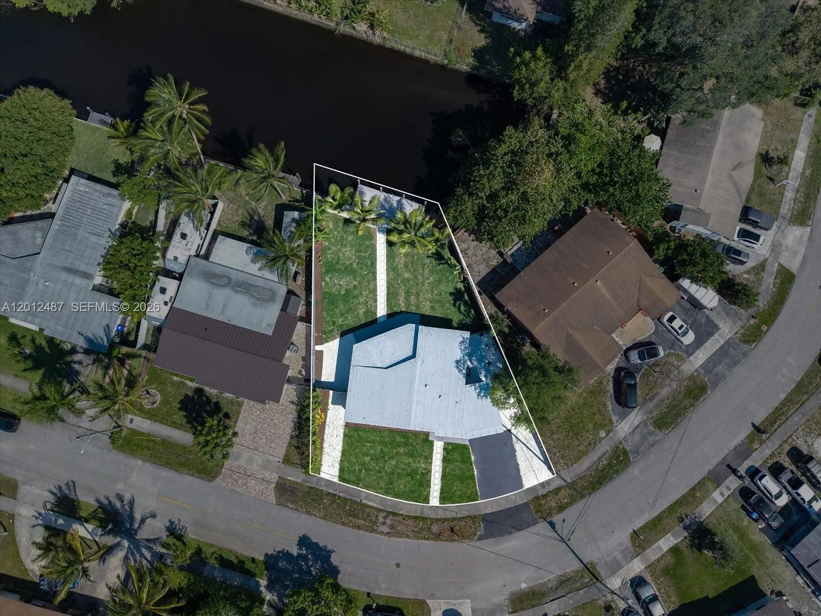 2024 NW 10th Ave, Fort Lauderdale FL 33311
