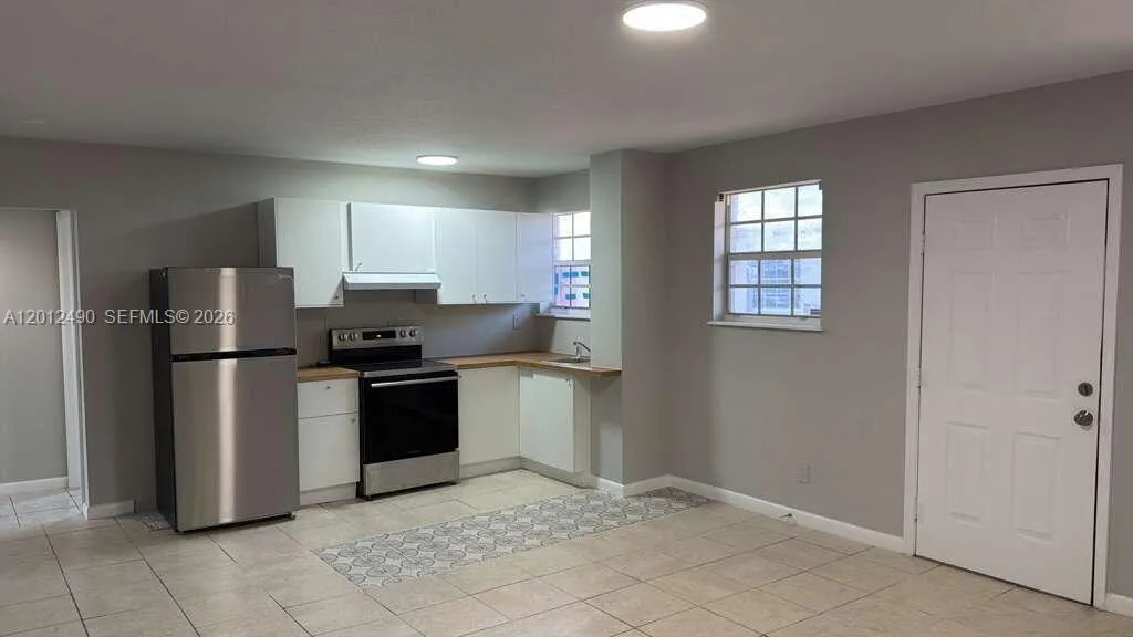 14180 NW 22nd Ave # 4, Opa-Locka FL 33054