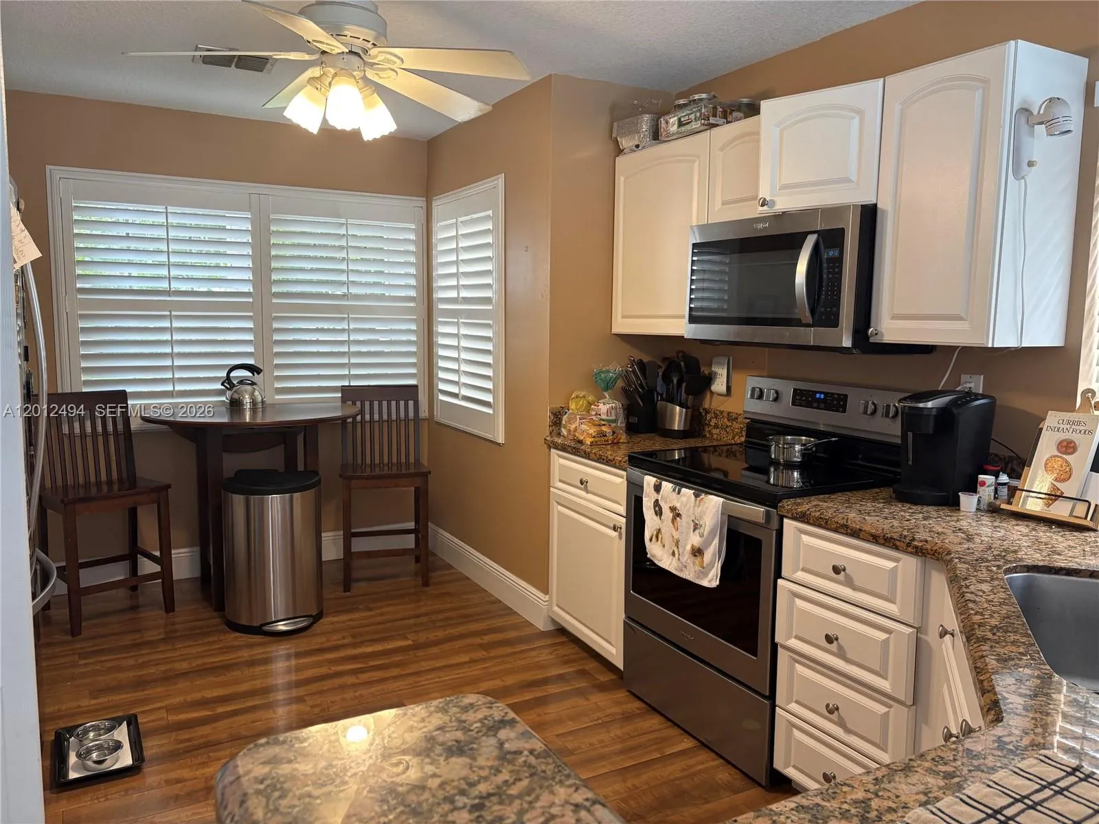 2638 Oak Park Cir, Davie FL 33328