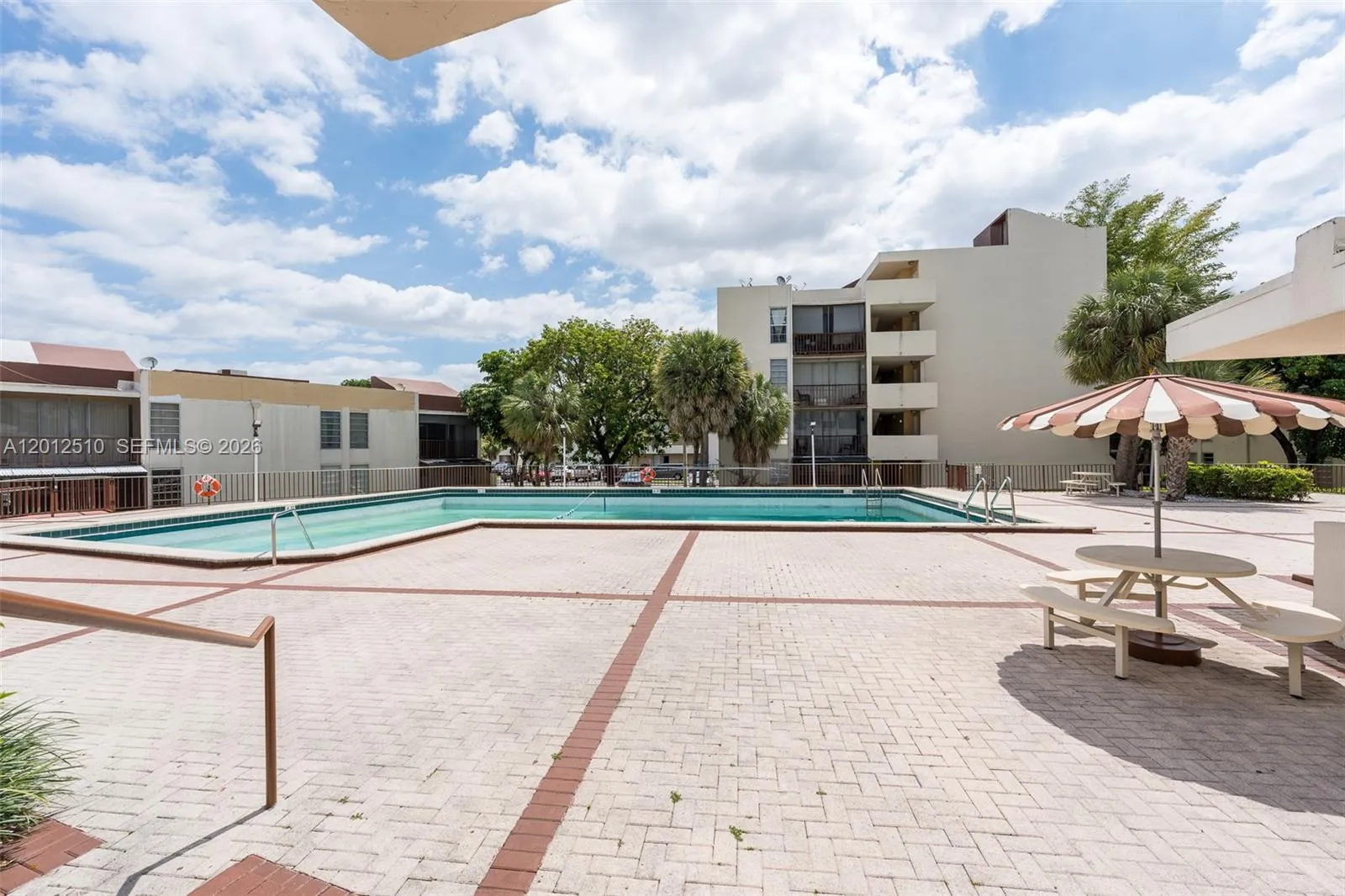 8870 Fontainebleau Blvd # 312, Miami FL 33172